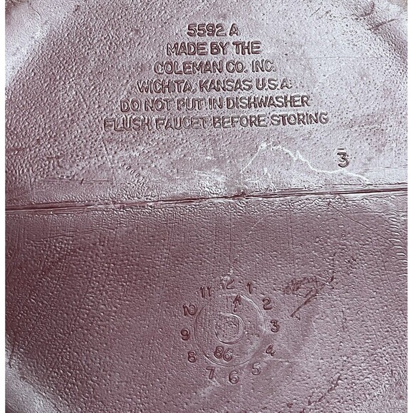 Vtg Coleman Polylite 2 Maroon White 1 Gallon Jug Dual Spout Handle 5592A USA - Picture 6 of 6